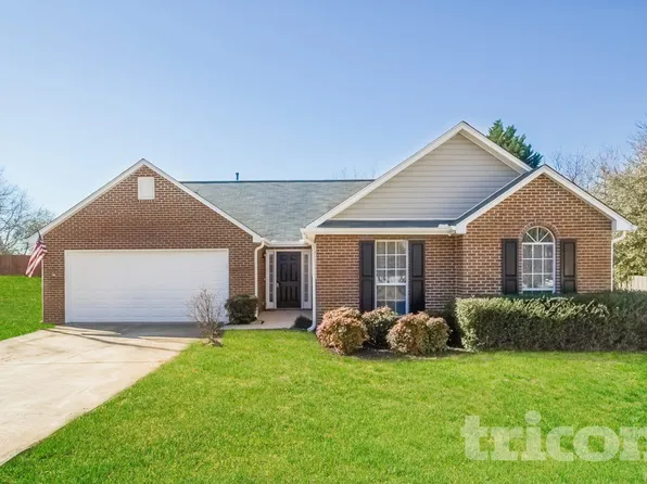 705 Claven Ct, McDonough, GA 30253