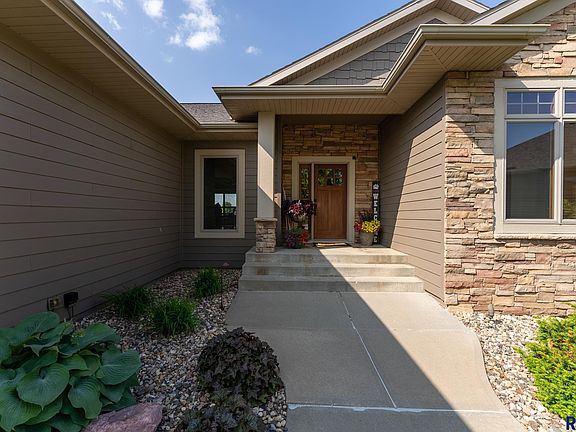 3rd image of 6312 E River Rock Cir