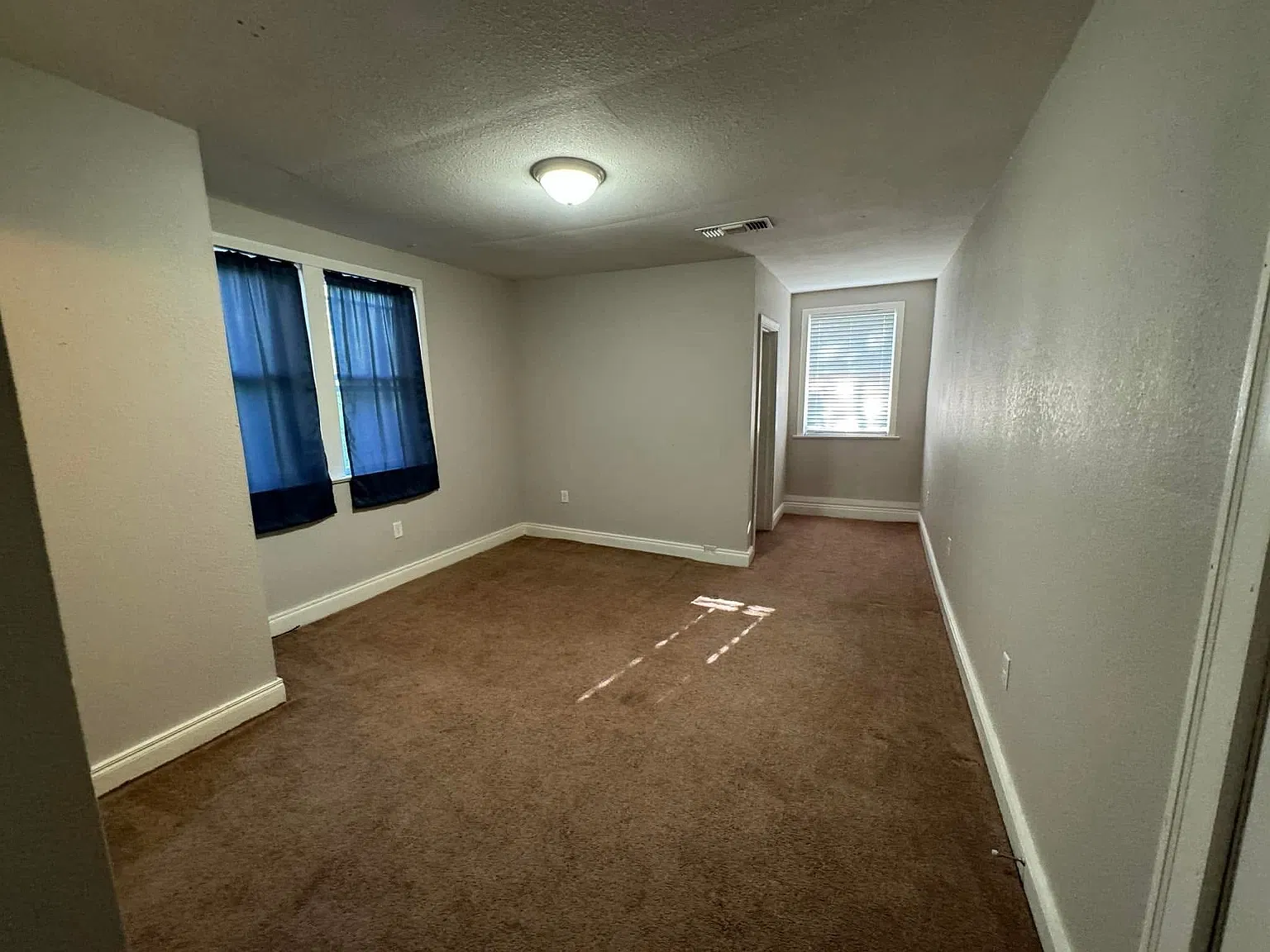 3 bed, 2457 sqft, $1,250 — Photo 3