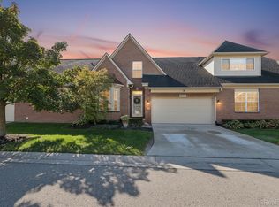 48551 Oak Bridge Dr, Canton, MI 48188
