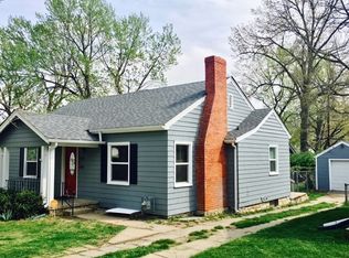 3115 SW Dorr St, Topeka, KS 66604