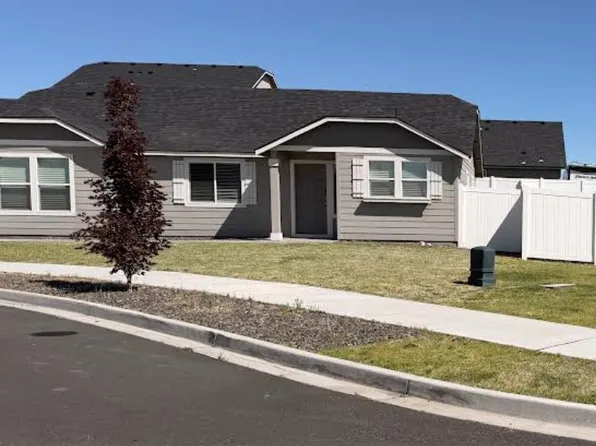 4272 W Wood Ct, Moses Lake, WA 98837