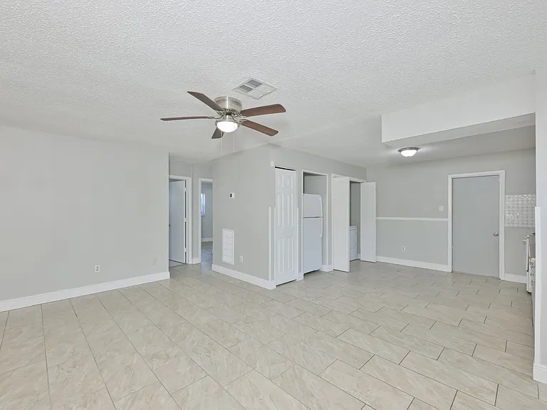 15616 Avalon Ave #2 — Photo 4