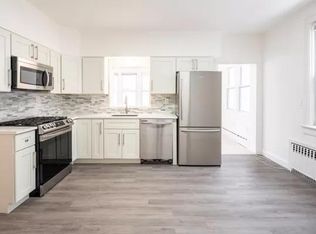 17 Hickory Ave APT 2R, Staten Island, NY 10305