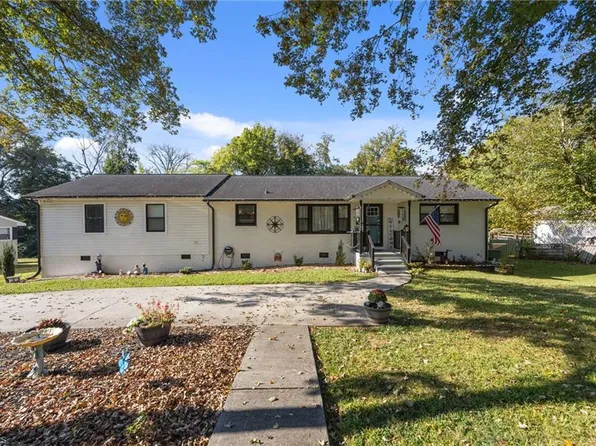 717 Brookgreen Ter, Graham, NC 27253