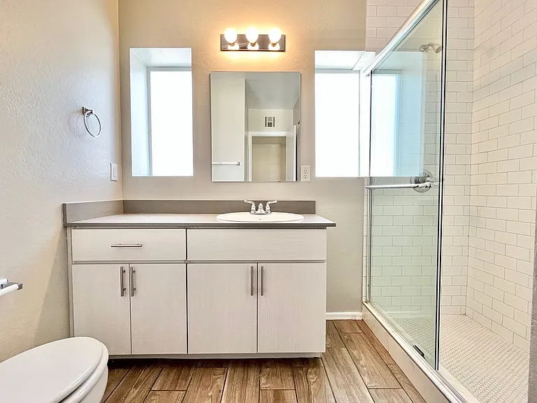 1301 E Thomas Rd #107 — Photo 19
