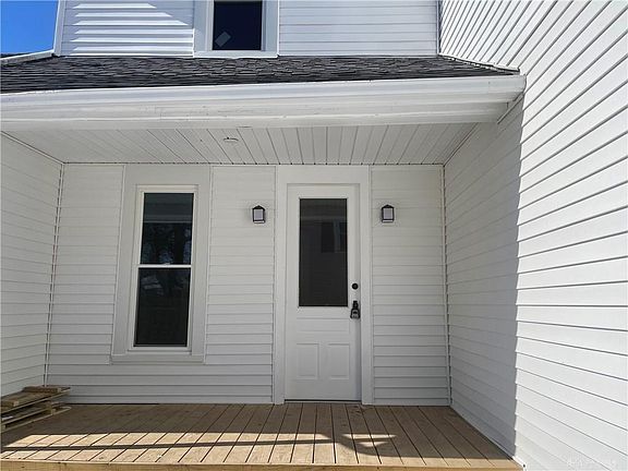 5th image of 522 E Pearl St