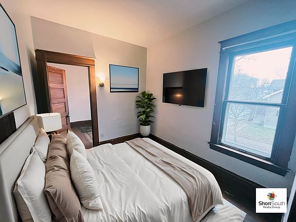 3rd image of 766 6th St NW #2W