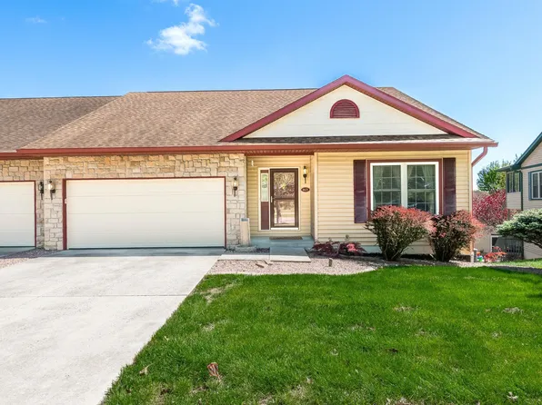 1425 W Countryside Ln, Bloomington, IN 47403