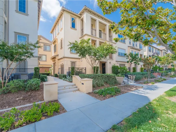 8255 Garden Park St, Chino, CA 91708