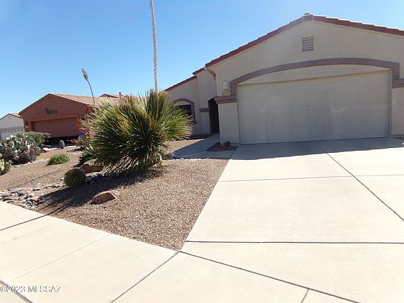 2nd image of 2335 S Via Pompilo