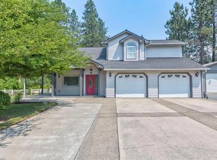 125 Brock Ln, Grants Pass, OR