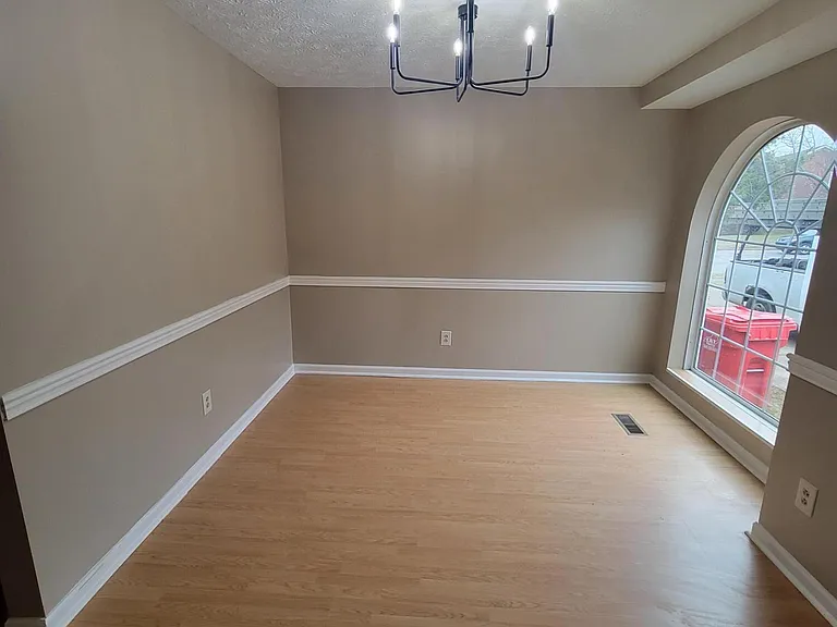 500 Orchard Dr — Photo 3