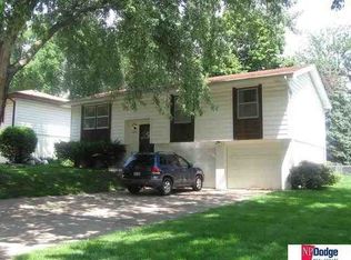 4007 N 101st St, Omaha, NE 68134