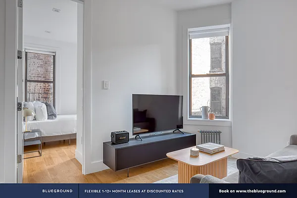 Rented by The Blueground | media 10