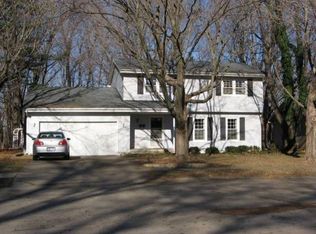 919 Wythe Rd, Springfield, IL 62702