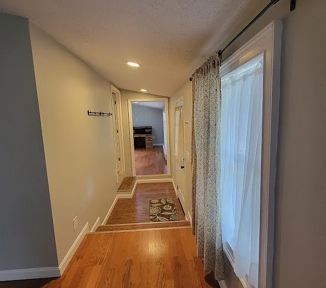 475 Hill Rd — Photo 8