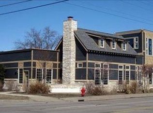 30 W Buffalo St, New Buffalo, MI 49117