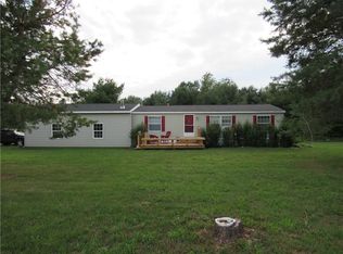 4017 Lovers Ln, Clyde, NY 14433