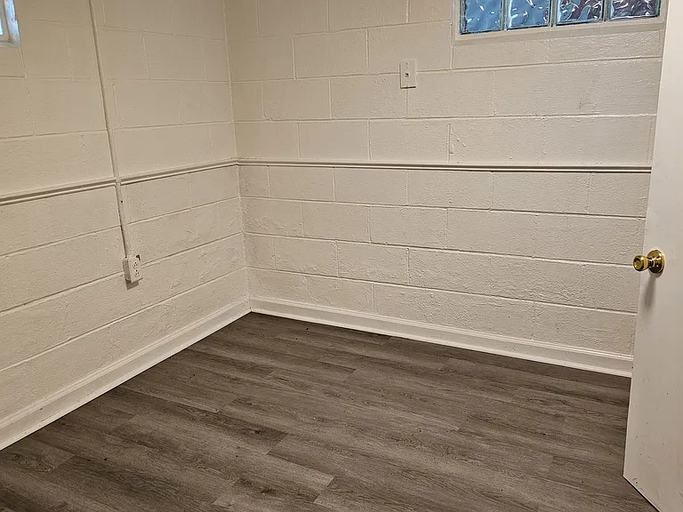 722 Lexington Ave — Photo 2