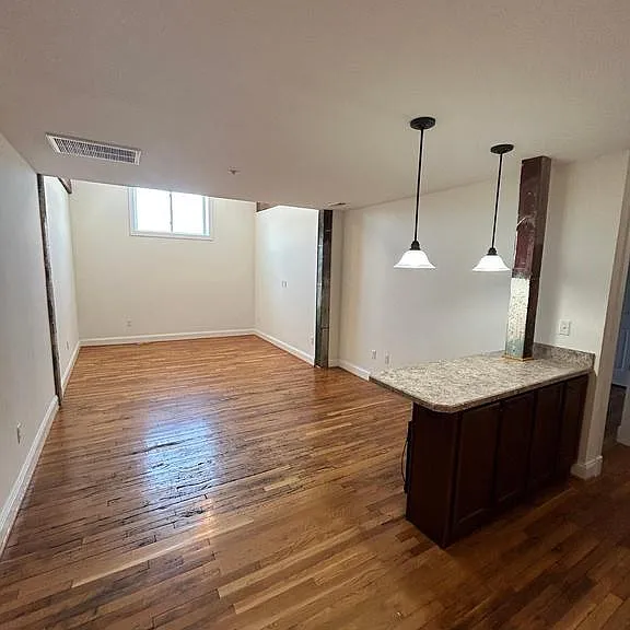 302 N Cameron St #202 — Photo 10