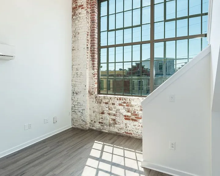 3003 Glenwood — Photo 155