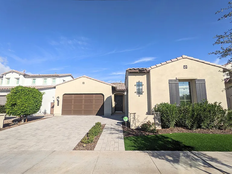 3890 E Bart St — Photo 30