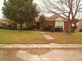 405 Lemontree Ln, Desoto, TX 75115
