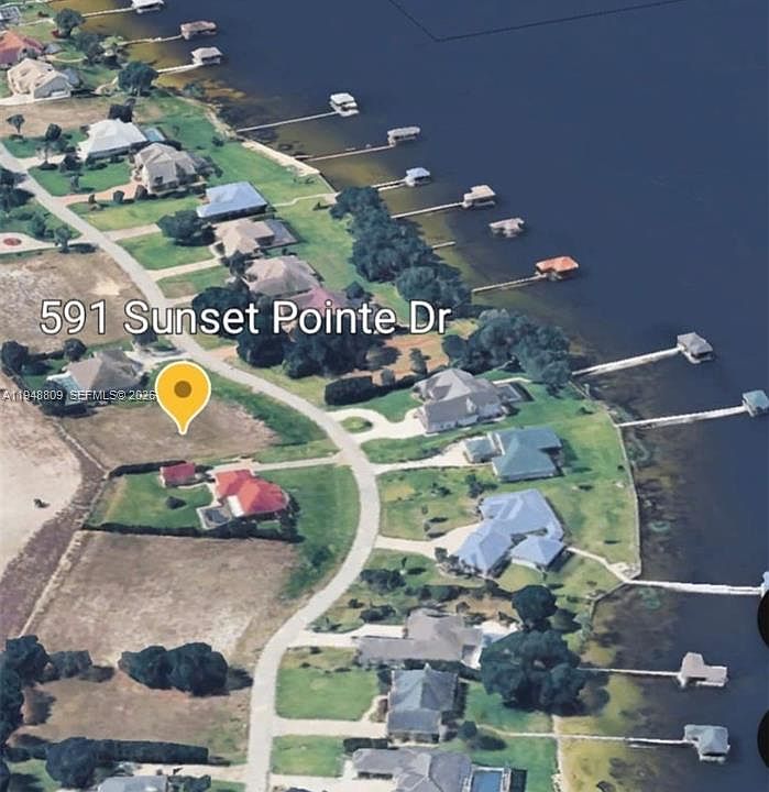 2nd image of 591 Sunset Pointe Dr