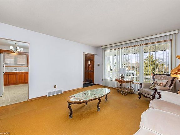 5th image of 33 Orlanda Rd