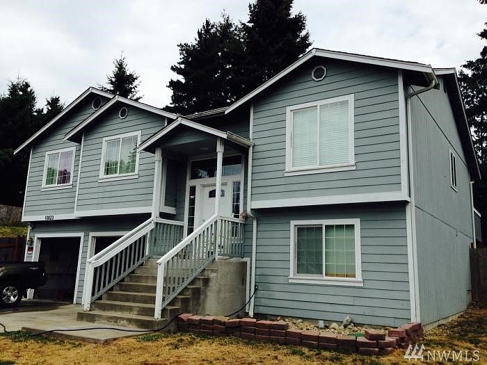 2nd image of 10023 Alaska St S