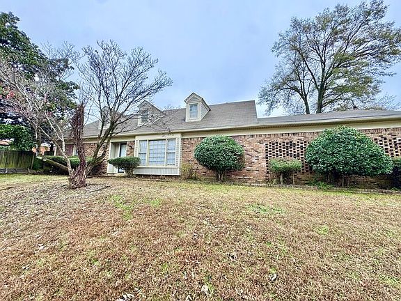 3rd image of 2664 Richwood St