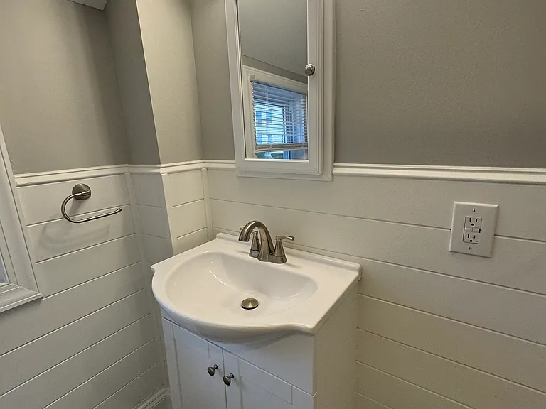 321 Wesley Ave #3 — Photo 17