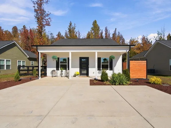 146 Eno Rd, Dickson, TN 37055