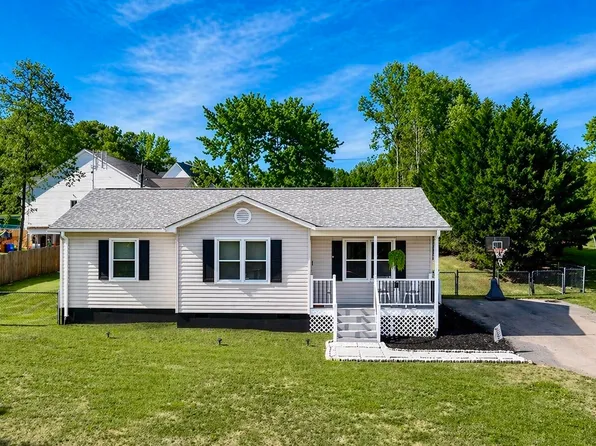 30 Parsons Rd, Woodruff, SC 29388