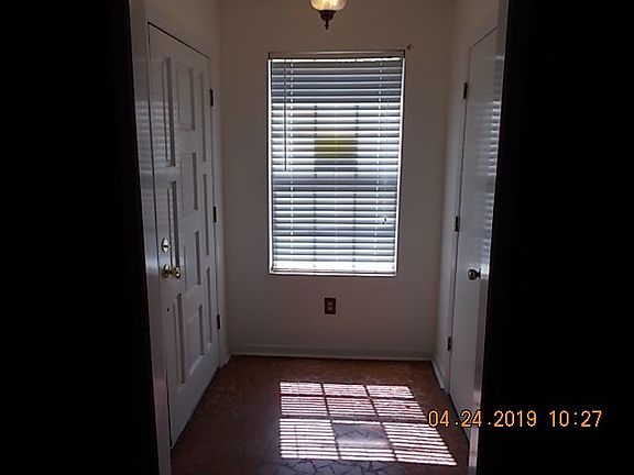 4th image of 3408 Ravenwood Dr