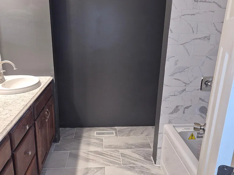 7437 Cotherstone Ct — Photo 13