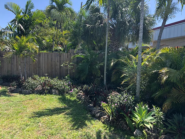 3160 NW 6th Ave — Photo 16