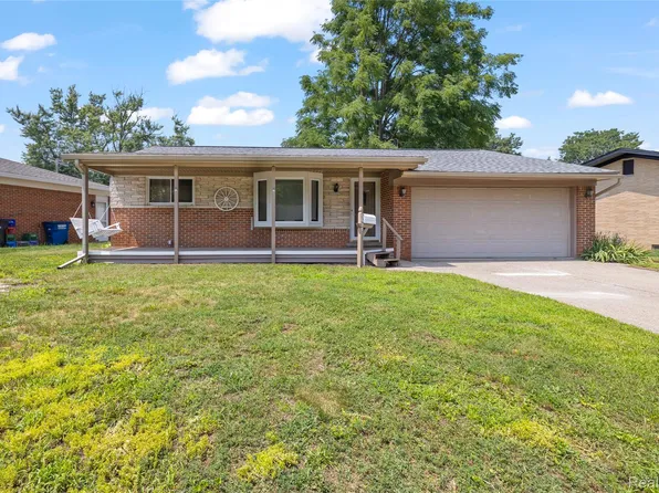 6695 Chirrewa St, Westland, MI 48185