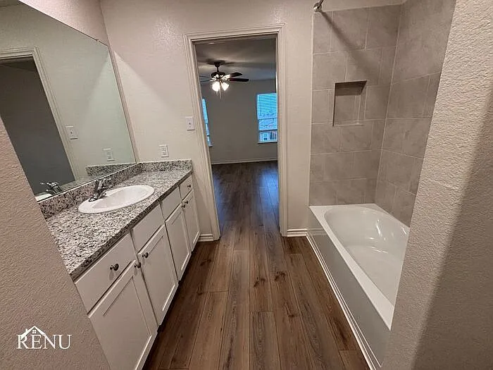 132 Stratton Ln — Photo 16