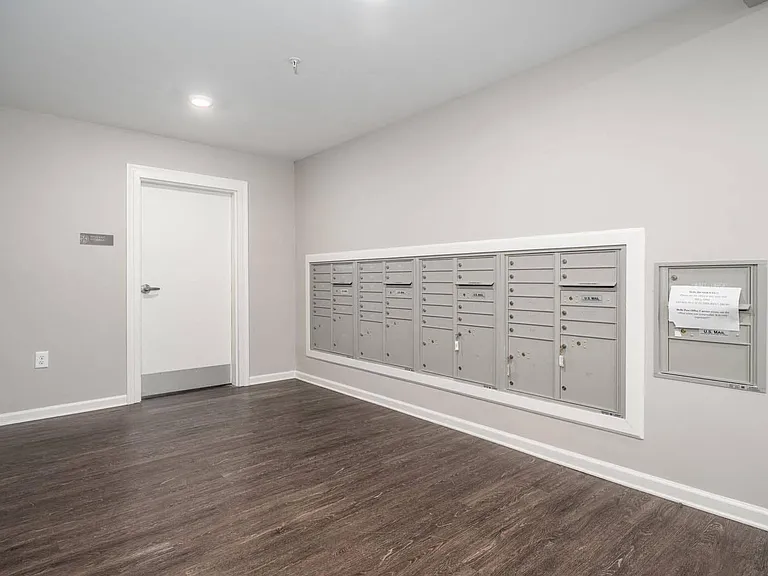 Northlake Center Apartments — Photo 12