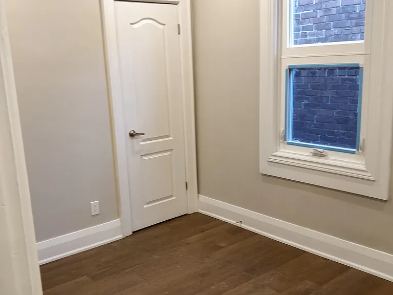 755 Dupont St #2 — Photo 2