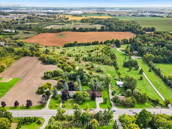 5th image of 2701 Embleton Rd