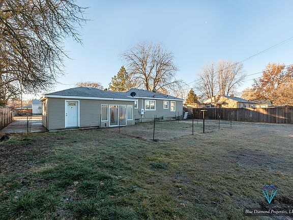 2nd image of 116 Woodlawn Dr
