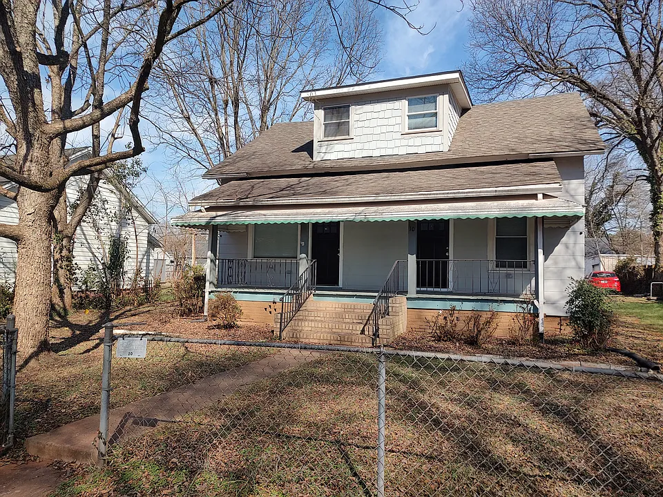 10 Stephenson Ave #A
