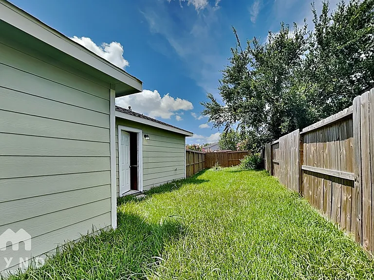 4103 Oakview Creek Ln — Photo 23