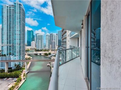 185 SW 7th St APT 2005, Miami, FL, 33130