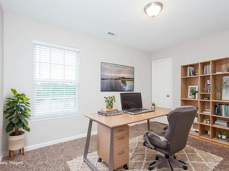 4905 Broad Leaf Ct — Photo 13