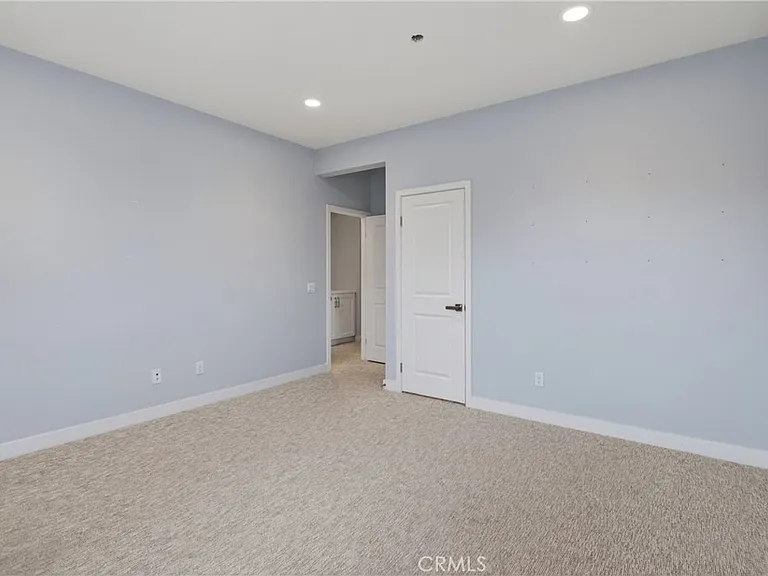 755 E Orange Blossom Way — Photo 38