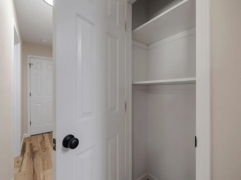 1649 N Patterson Ave — Photo 12